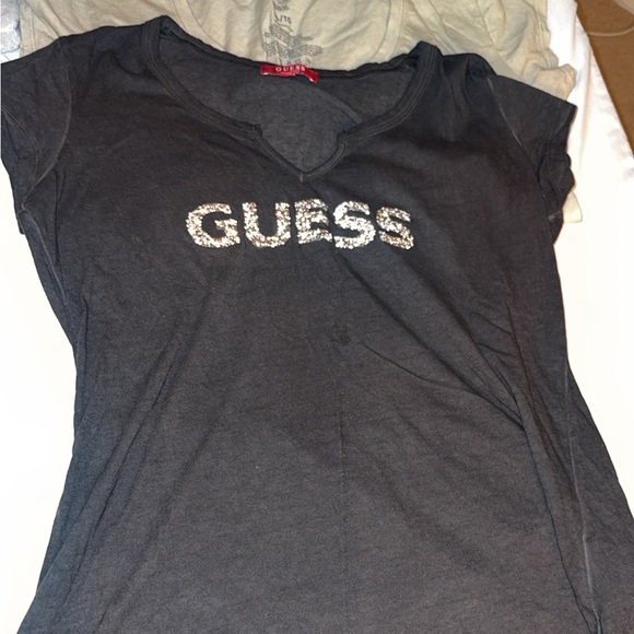 Guess tee shirts - Picture 3 of 5